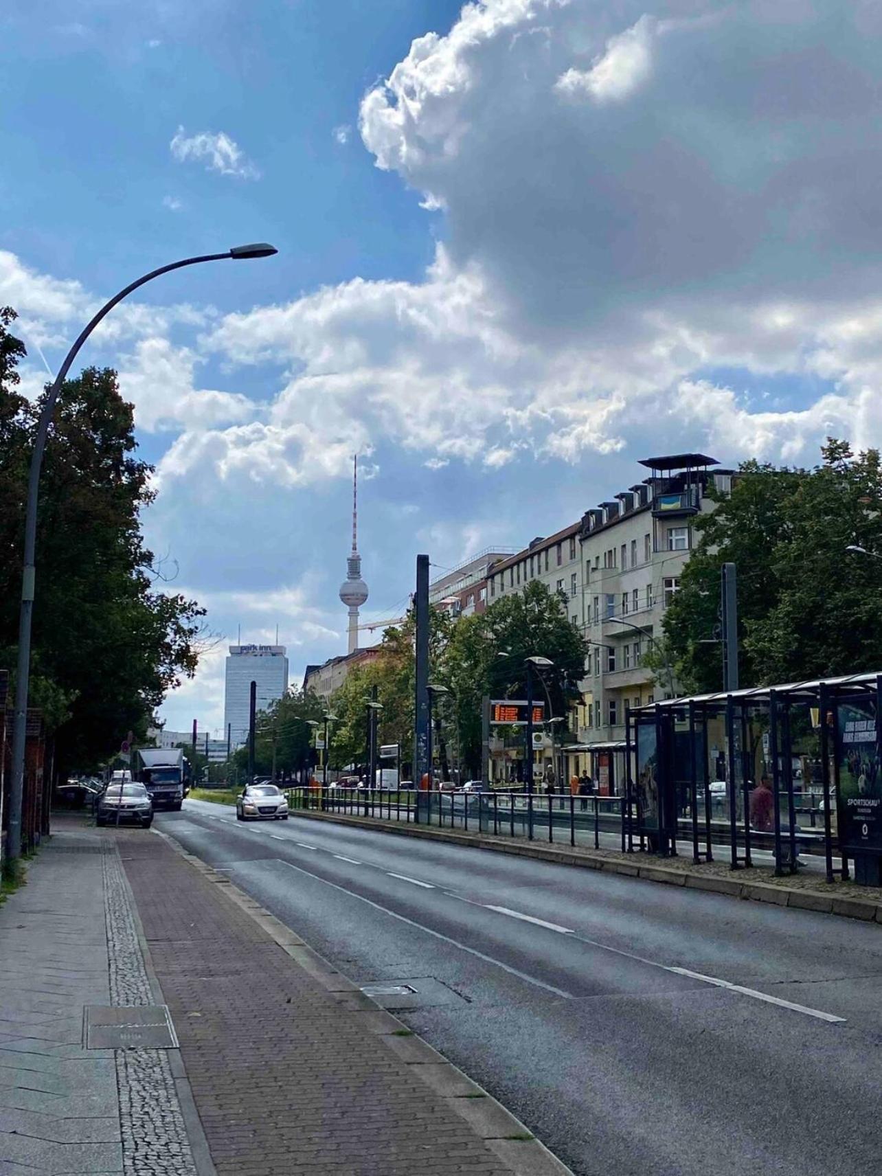 Central Studio In 5 Minutes To Alexanderplatz Берлин Экстерьер фото